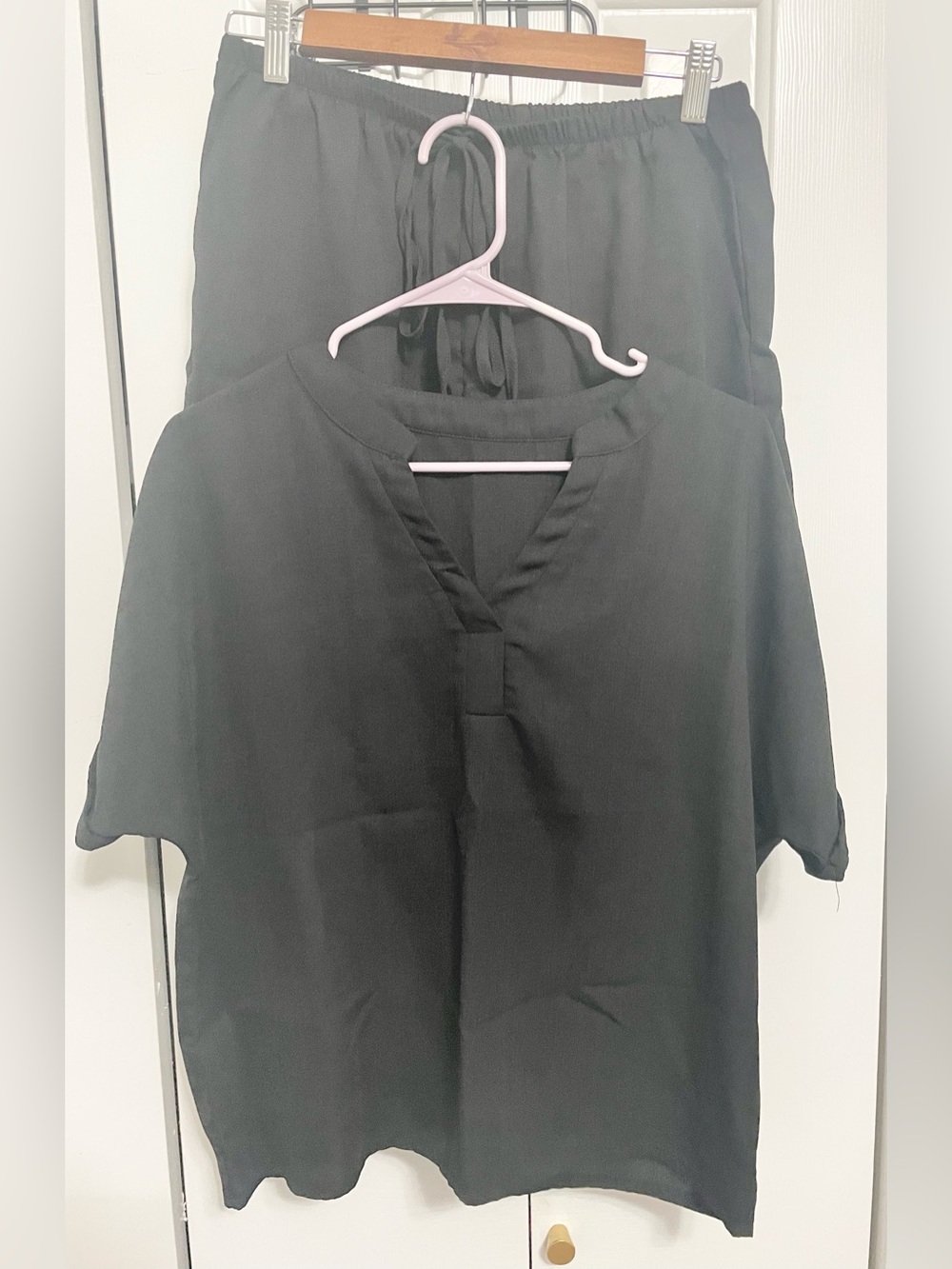 SHEIN Black V-Notch Short Sleeve Tunic with Shorts